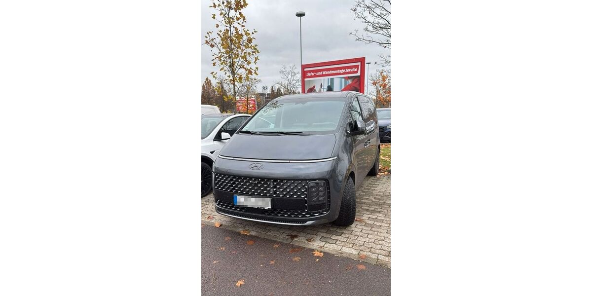 Hyundai STARIA 66.000 km 35.900 &euro; leipzig 04318