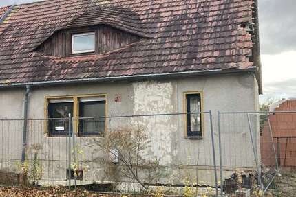 Haus Zwenkau - 4 Zimmer, 133 m&sup2;, 180.000&euro; | Angebot:25224780