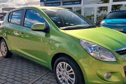Hyundai i20 140.000 km 2.799 € Leipzig 04319