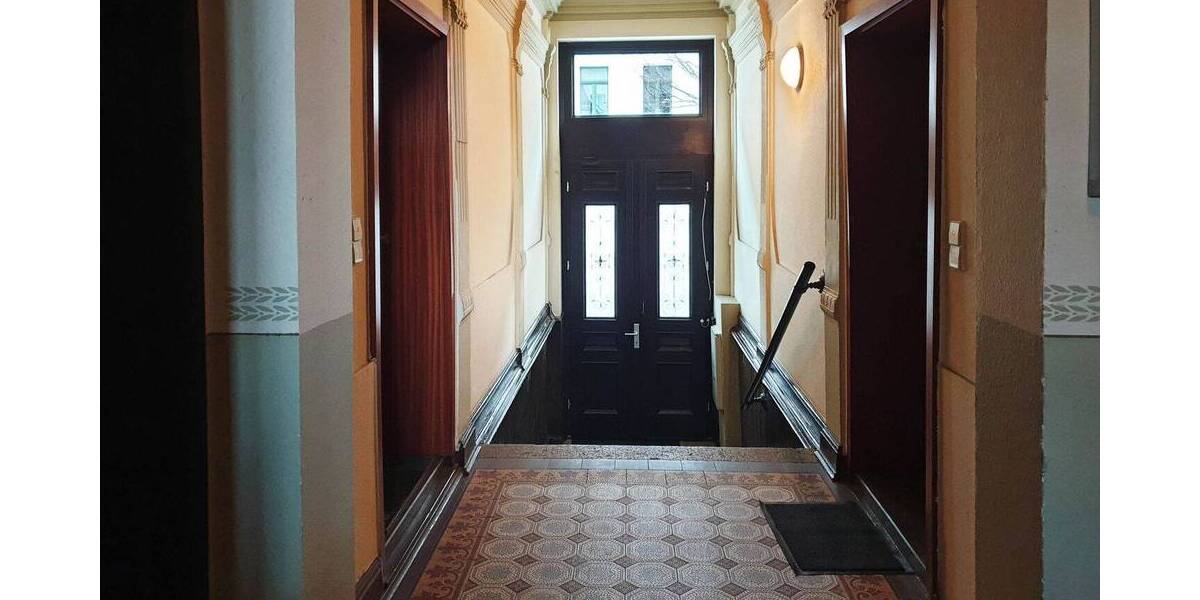 WOHNEN MIT FLAIR Vermietete 2-Raum-Wohnung mit West-Balkon in unmittelbarer Parknähe 2 zimmer