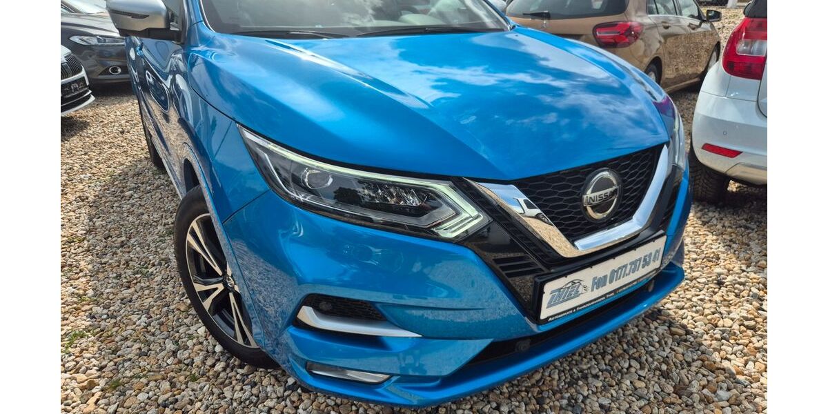 Nissan Qashqai 19.233 km 21.700 &euro; Leipzig 04179