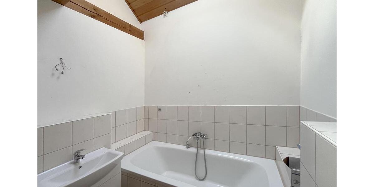 Einfamilienhaus Markkleeberg - 8 Zimmer, 164 m&sup2;, 2.497&euro; | Angebot:25433483