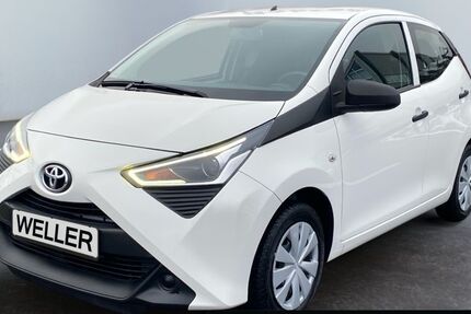 Toyota Aygo (X) 40.620 km 9.690 &euro; Leipzig 04178