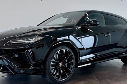 Lamborghini Urus 7.244 km 289.000 € Leipzig 04357