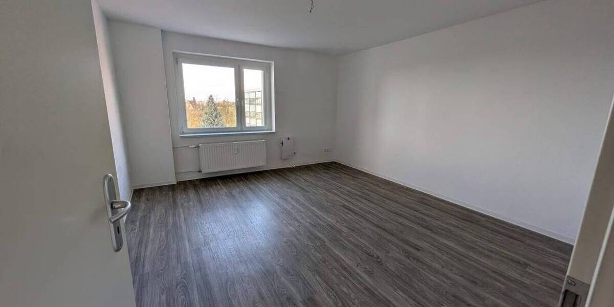 Etagenwohnung Schkeuditz Altscherbitz - 4 Zimmer, 82 m&sup2;, 740&euro; | Angebot:23560446