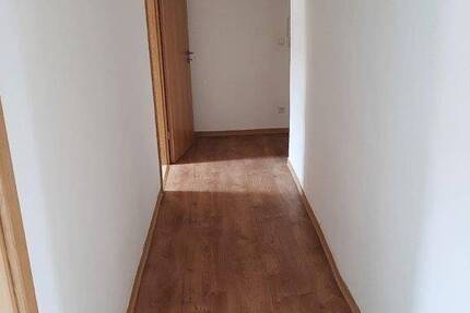 Wohnung Eilenburg - 3 Zimmer, 60 m&sup2;, 400&euro; | Angebot:24792882