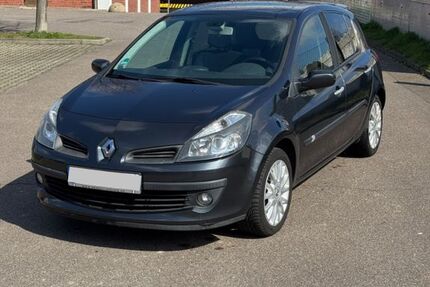 Renault Clio 181.000 km 2.600 &euro; Leipzig 04159