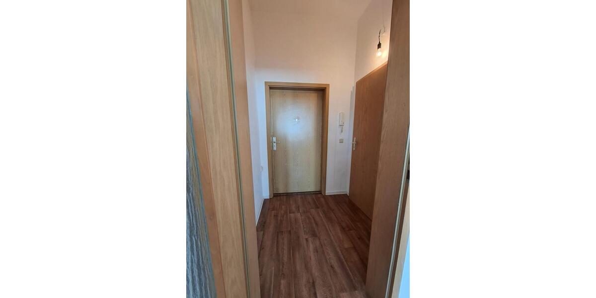 Etagenwohnung Wurzen - 1 Zimmer, 26 m&sup2;, 200&euro; | Angebot:26351409