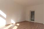 Leutzsch - Schöne 3 Zi.- Whg., Gäste WC, Loggia, frisch saniert!