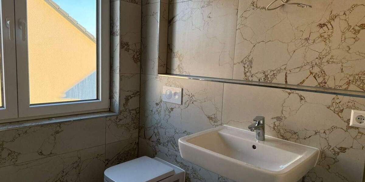 Reihenmittelhaus Kabelsketal Großkugel - 6 Zimmer, 170 m&sup2;, 1.775&euro; | Angebot:25733660