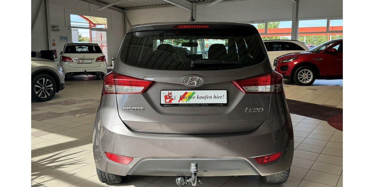 Hyundai ix20 FIFA world Cup Edition Automatik/LEDER/AHK/ 59.985 km 10.990 &euro; Leipzig 04347