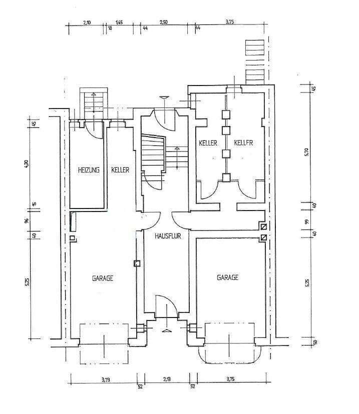 Traumhafte Stadtvilla in Bestlage: Direkt am Rosental mit viel Platz und großem Garten! 8 zimmer