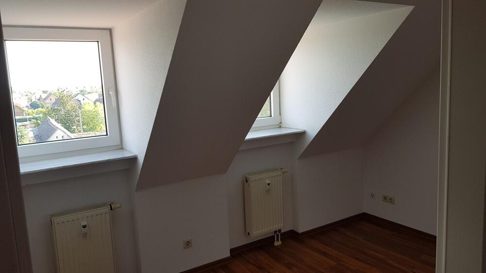 Etagenwohnung Rackwitz - 3 Zimmer, 83 m&sup2;, 715&euro; | Angebot:24431190