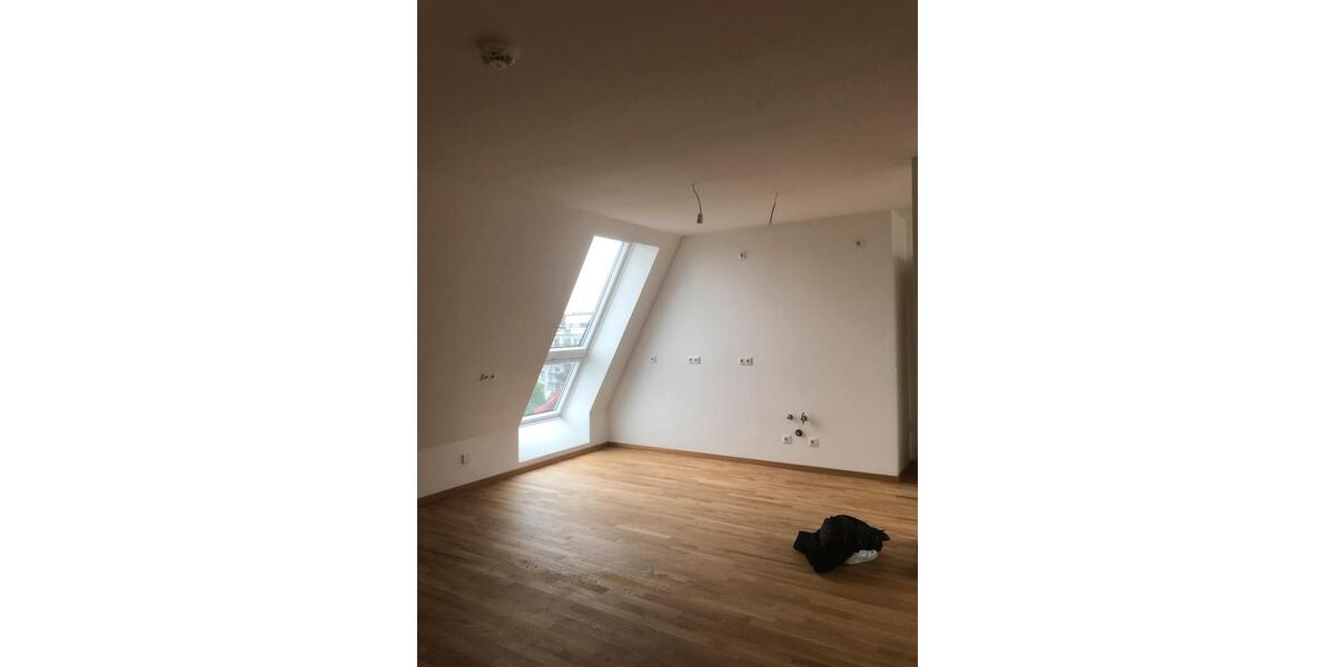 Dachgeschoßwohnung Leipzig Mitte - 2 Zimmer, 65 m&sup2;, 850&euro; | Angebot:25725380