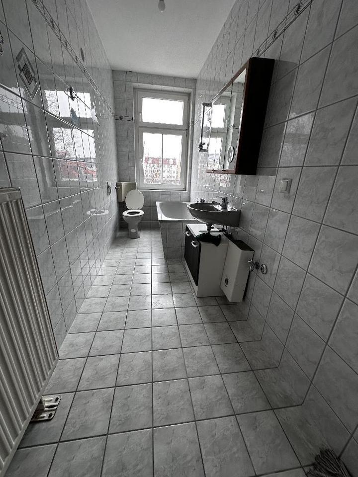 Preiswert + befristet bis Ende 2026 + Wohnen in Stötteritz für WGs zimmer