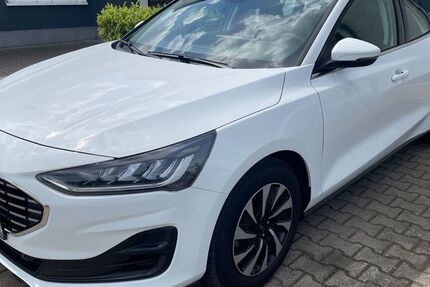 Ford Focus 29.998 km 18.899 &euro; Leuna 06237