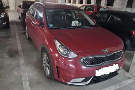 Kia Niro 105.000 km 14.300 &euro; Zwintschöna (Kabelsketal) 06184