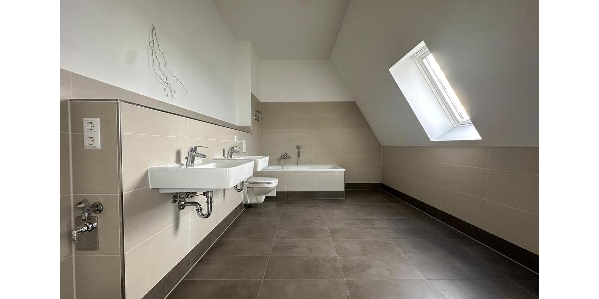 Maisonettenwohnung Leipzig - 5 Zimmer, 132 m&sup2;, 1.999&euro; | Angebot:26382742