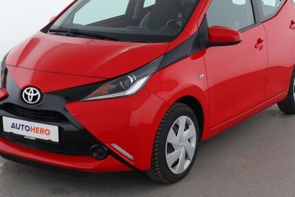 Toyota Aygo (X) 35.602 km 8.420 &euro; Leipzig 04328