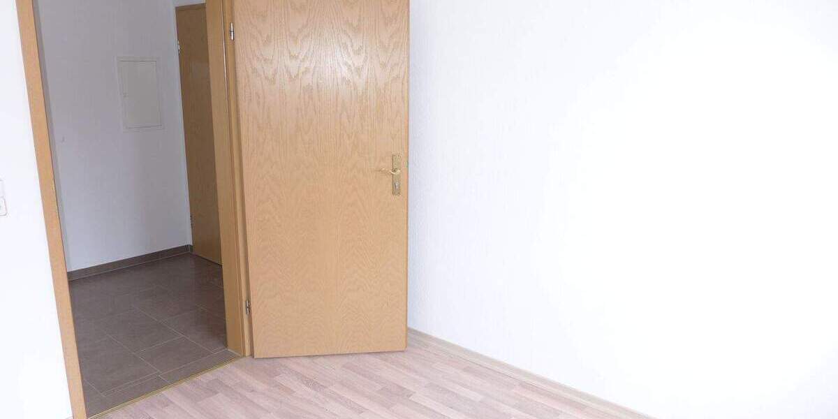 Etagenwohnung Leuna Günthersdorf - 3 Zimmer, 73 m&sup2;, 124.900&euro; | Angebot:26319466