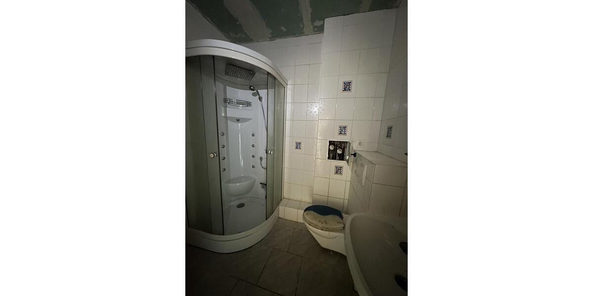 Hochparterre Hohenmölsen - 3 Zimmer, 67 m&sup2;, 62.000&euro; | Angebot:25253817