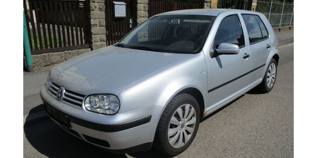 VW Golf 180.000 km 950 &euro; Naunhof 04683