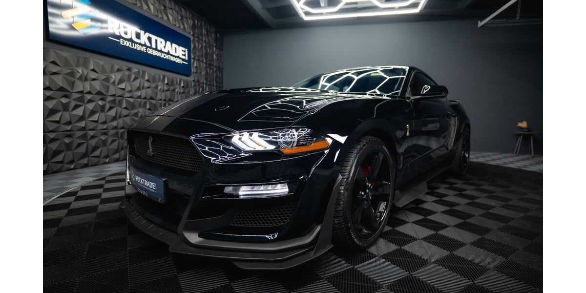 Ford Mustang 49.355 km 38.990 &euro; Leipzig 04178