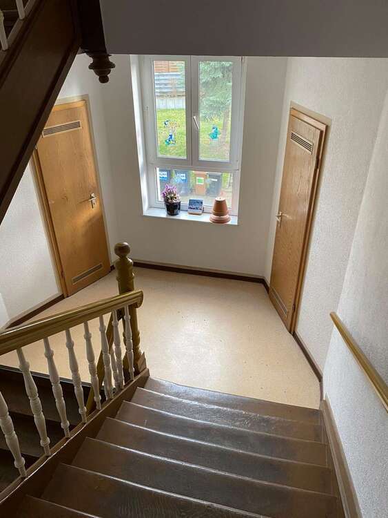 Bezugsfreie 4-R-Wohnung in denkmalgeschützten Gründerzeitgebäude, Anger-Crottendorf, mit Balkon 4 zimmer