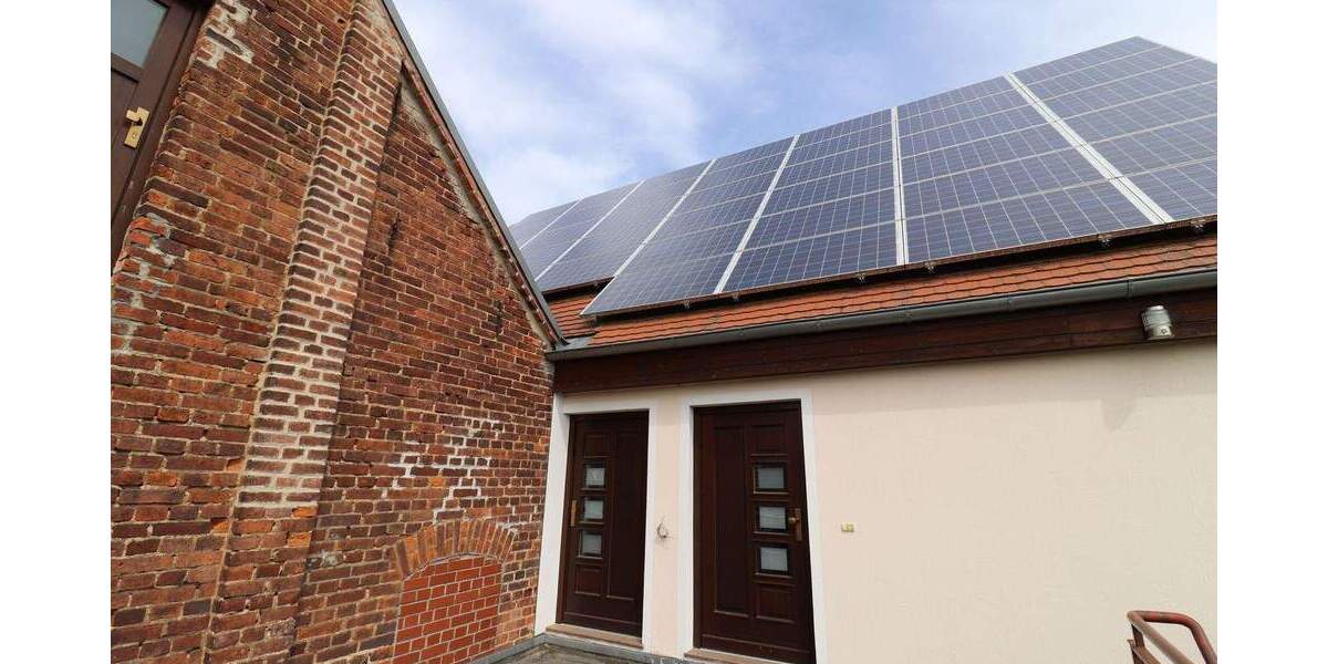 Hochwertig saniert: Event-Location + 3 Wohnungen | Photovoltaik | Optional mit Bauland! zimmer