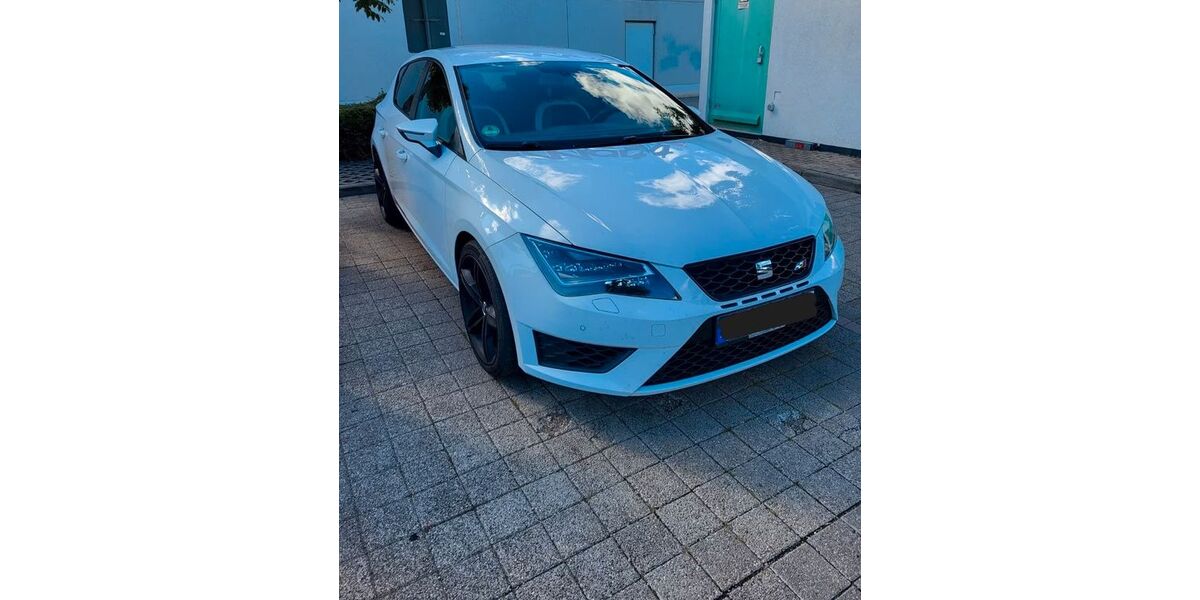 Seat Leon 147.800 km 10.000 &euro; Leipzig 04315