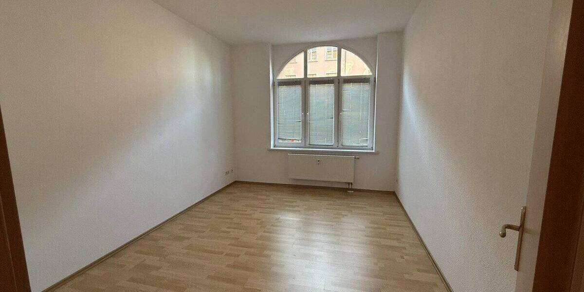 Etagenwohnung Markranstädt - 4 Zimmer, 111 m&sup2;, 950&euro; | Angebot:26891782