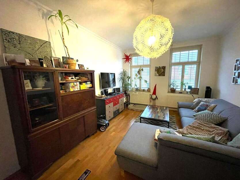 Lebendiges Leipzig: Ihre Traum-Immobilie in Connewitz wartet mit 3 Zimmern & Balkon 3 zimmer