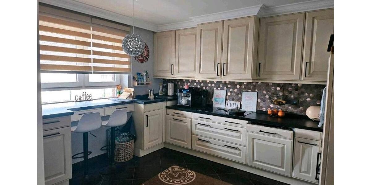 Doppelhaushälfte Pegau - 4 Zimmer, 111 m&sup2;, 325.000&euro; | Angebot:26106657