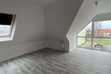 Wohnung zum Mieten in Schkeuditz-Glesien 270 € 22 m²