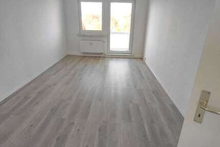 Wohnung zum Mieten in Borna 330,75 € 59 m² 1 zimmer