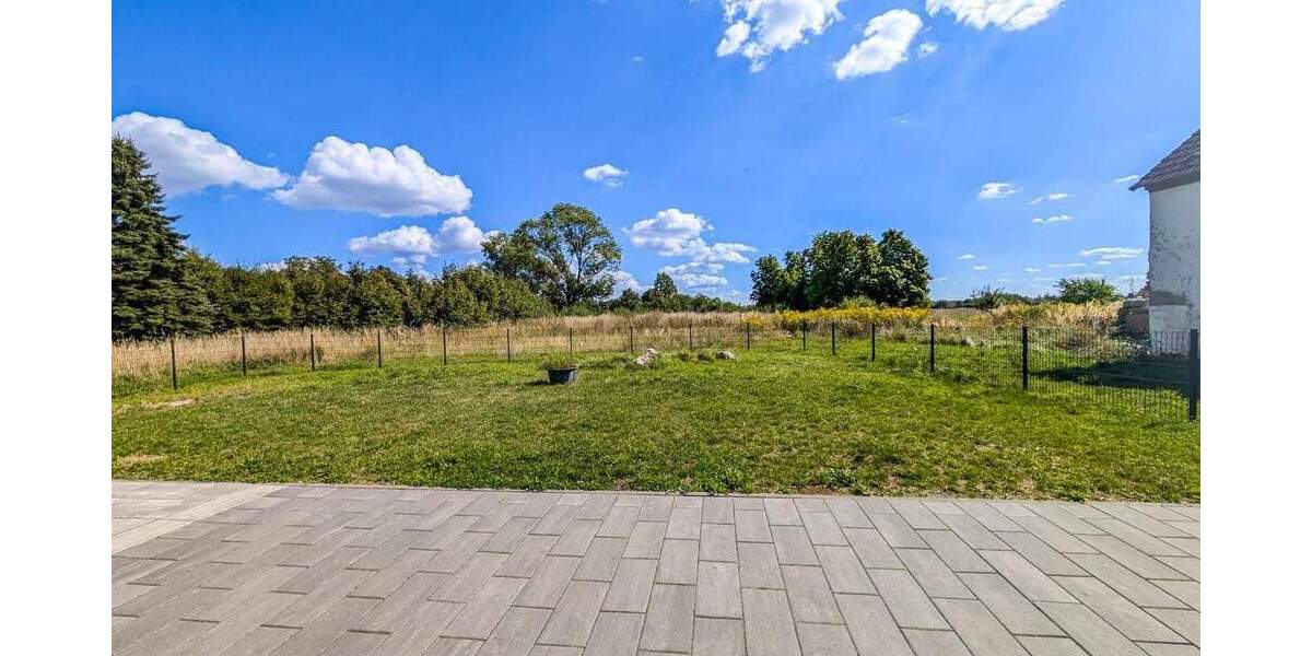 Wie im eigenen Haus: Erdgeschosswohnung mit Garten & Terasse! | Tageslichtbad & Fußbodenheizung! 4 zimmer