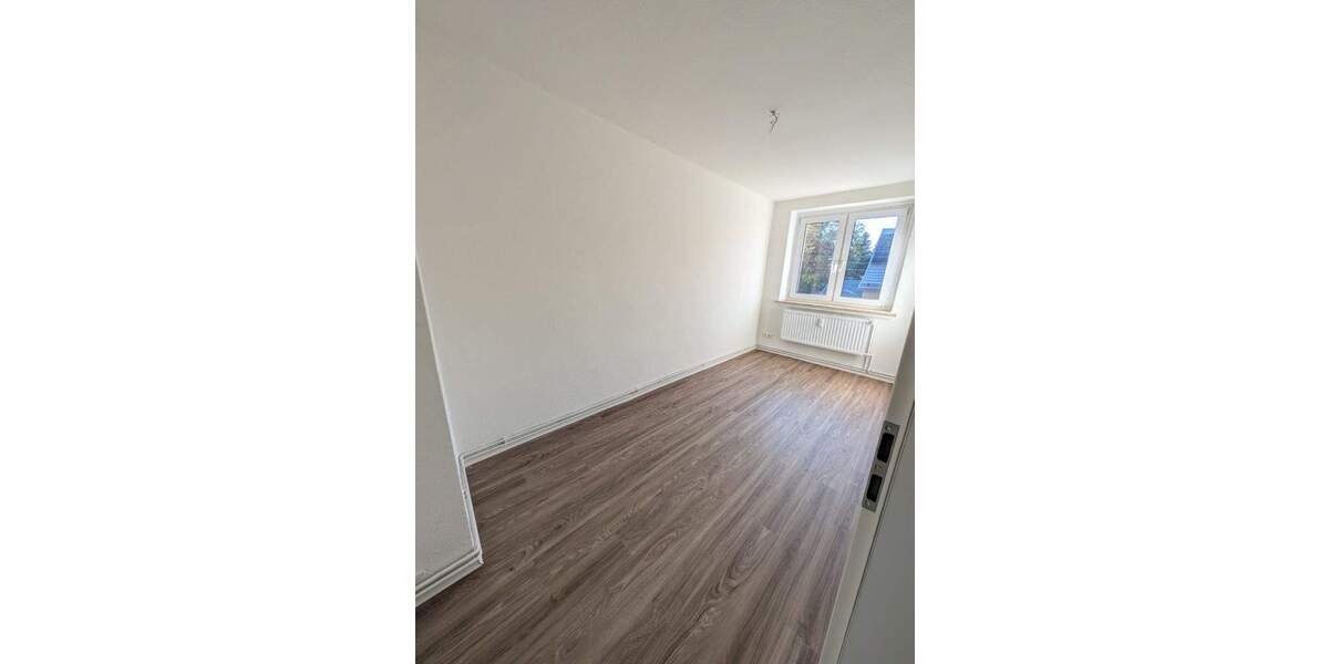 Etagenwohnung Schkeuditz Dölzig - 3 Zimmer, 56 m&sup2;, 504&euro; | Angebot:23252132