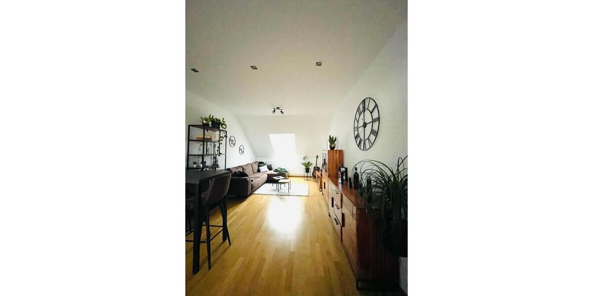Dachgeschoßwohnung Leipzig Südost - 2 Zimmer, 65 m&sup2;, 775&euro; | Angebot:25751112