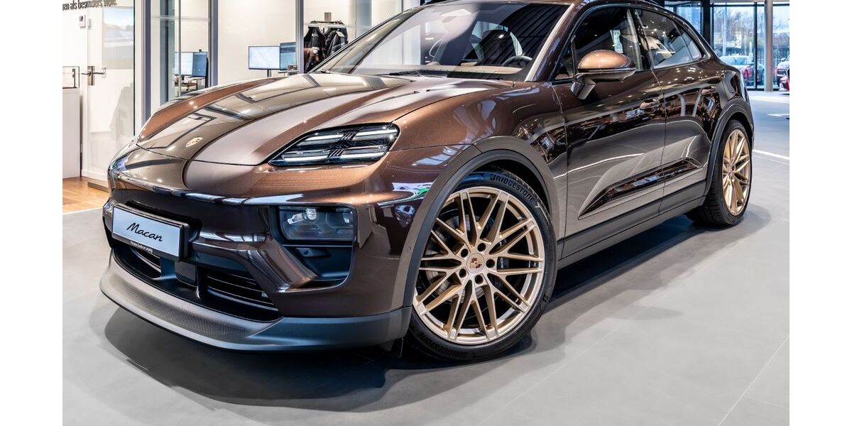 Porsche Macan 7.900 km 104.800 &euro; Leipzig 04356