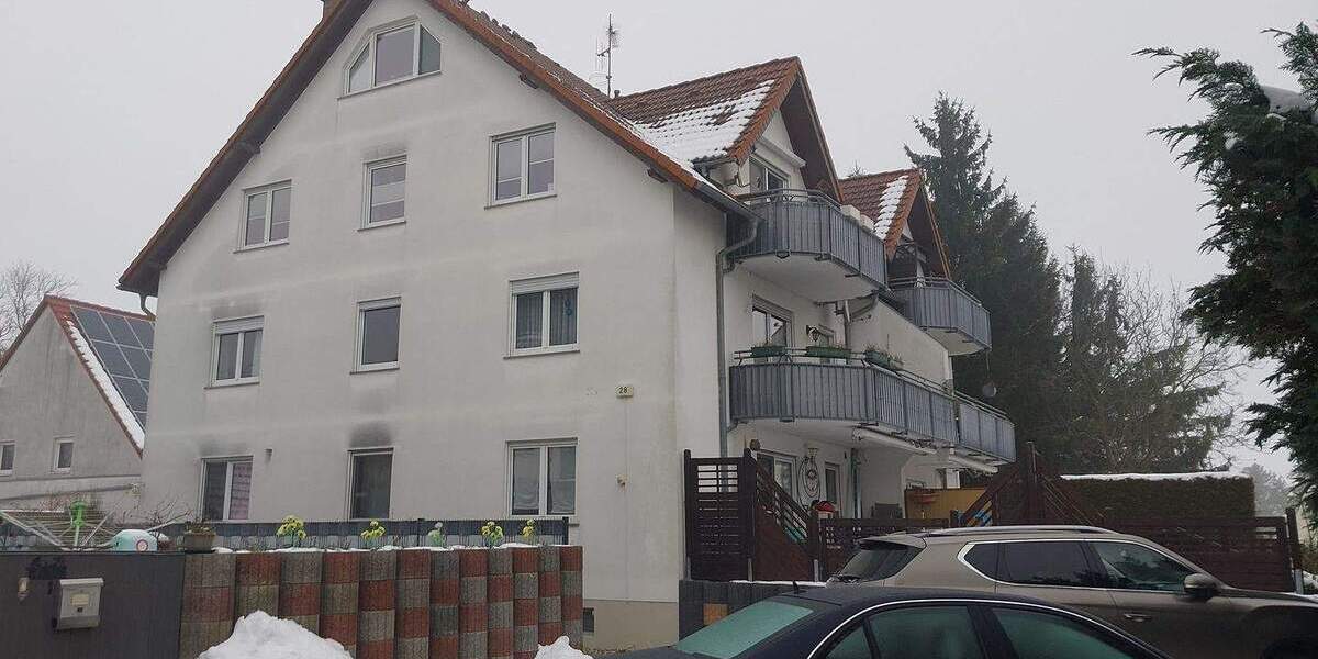 Etagenwohnung Leuna Zöschen - 4 Zimmer, 88 m&sup2;, 115.000&euro; | Angebot:25677704