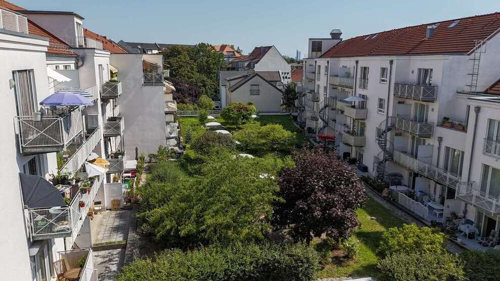2-Raumwohnung (BJ 1995) mit 2 Balkonen, Aufzug, Tiefgarage & Blick in die Auenlandschaft 2 zimmer