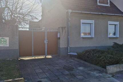 Haus Sandersdorf-Brehna Ramsin - 5 Zimmer, 135 m&sup2;, 49.900&euro; | Angebot:25664929