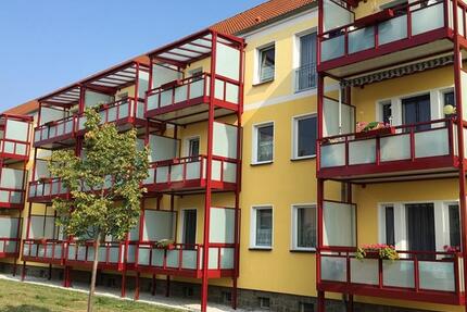 Tolle 2 Raum Wohnung mit Balkon! zimmer