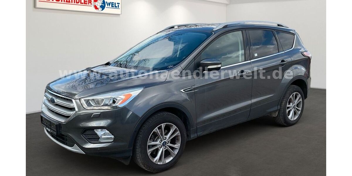 Ford Kuga 87.426 km 8.999 &euro; Brehna 06796