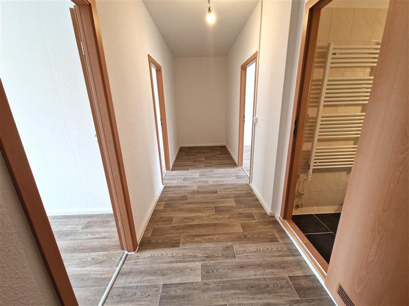 *NEU`* 3-Zimmer-Wohnung im 2.OG ab dem 15.12.2025 zu vermieten zimmer