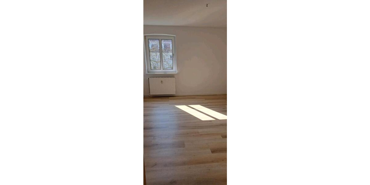 Etagenwohnung Böhlen - 1 Zimmer, 40 m&sup2;, 470&euro; | Angebot:26299931