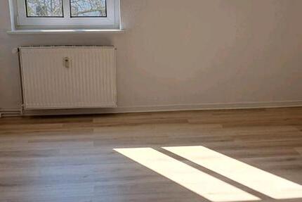 Wohnung Böhlen - 1 Zimmer, 40 m&sup2;, 470&euro; | Angebot:26299931