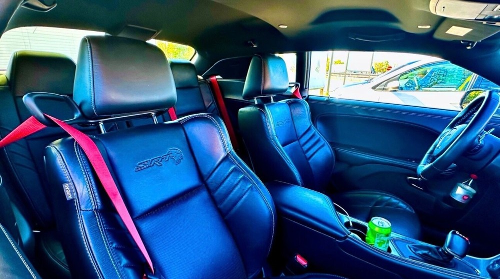 Dodge Challenger 30.000 km 109.000 &euro; Sandersdorf-Brehna 06792