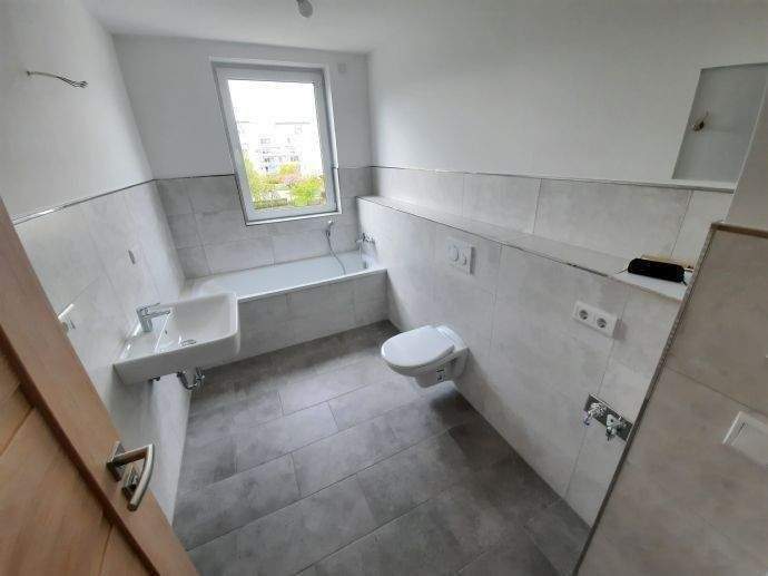 Etagenwohnung Leipzig Böhlitz-Ehrenberg - 2 Zimmer, 85 m&sup2;, 1.112&euro; | Angebot:26607656