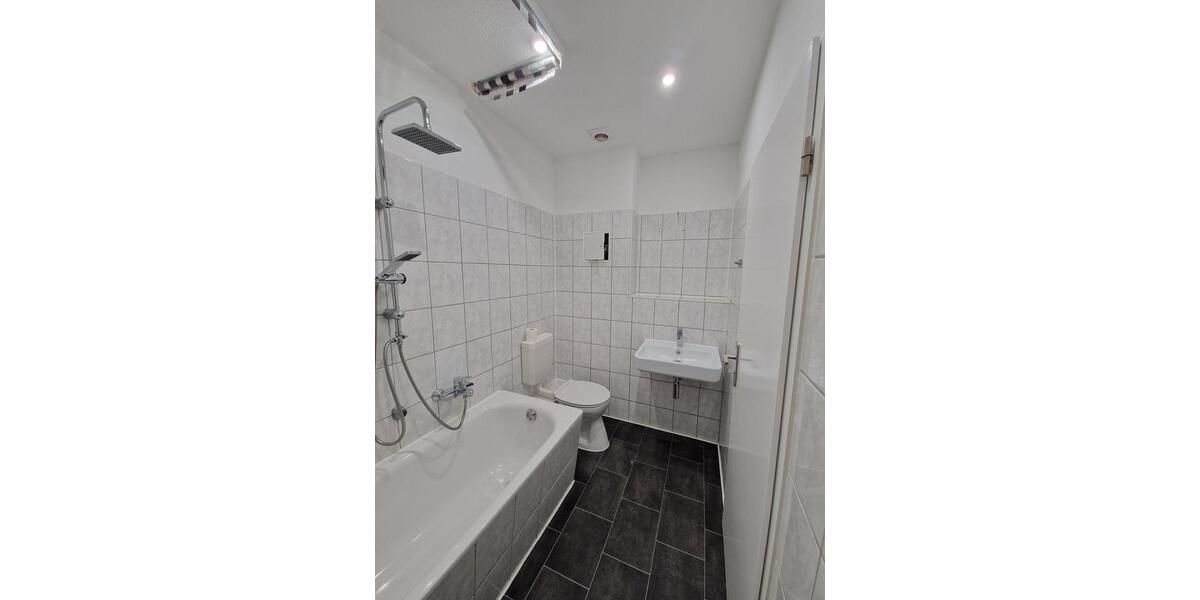 Etagenwohnung Leipzig Ost - 2 Zimmer, 47 m&sup2;, 423&euro; | Angebot:26547184